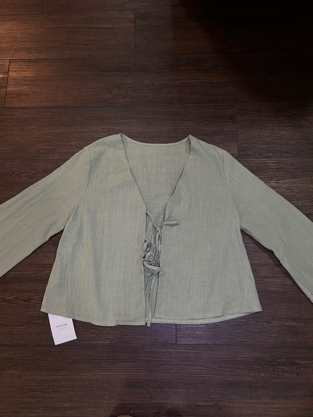 NWT Vilalatfan Women’s V Neck Green Cotton Lace Up Shirt Flare Sleeve M Casual